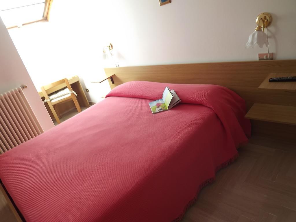 Affittacamere Via Carducci Gubbio Zewnętrze zdjęcie