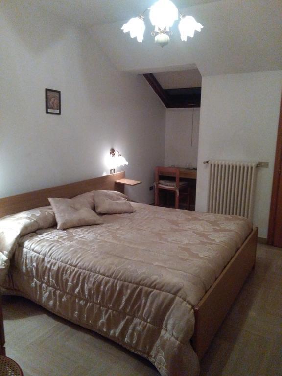 Affittacamere Via Carducci Gubbio Zewnętrze zdjęcie